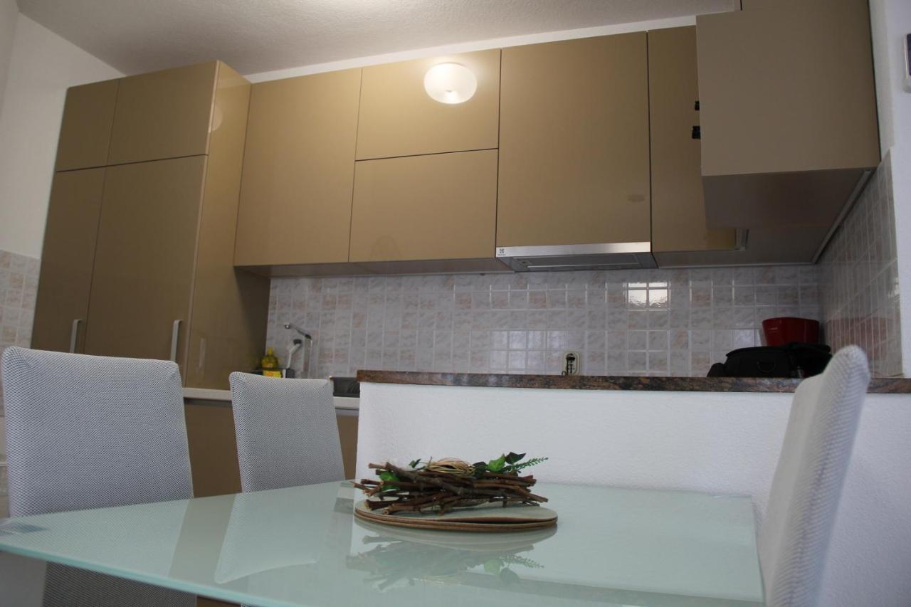 Apartment Zarko Врсар Екстер'єр фото